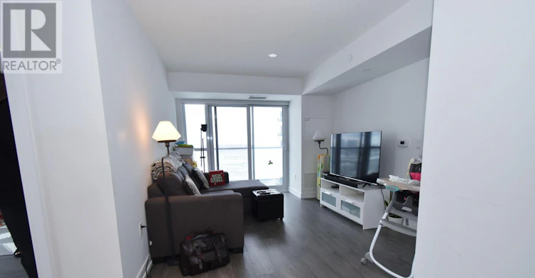 2408-225 Village Green Square, Toronto, ON, M1S 0L7 - 7