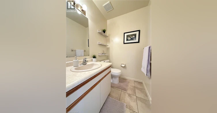 4-395 Kingscourt Drive, Waterloo, ON, N2K 3R4 - 11