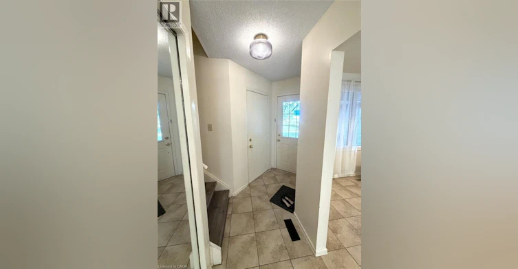 4-395 Kingscourt Drive, Waterloo, ON, N2K 3R4 - 3