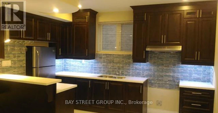 209 Kentland Street, Markham, ON, L6E 2E2 - 4