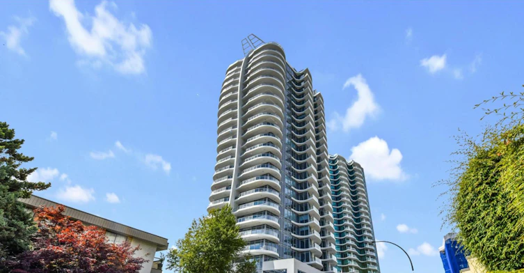 1105-1475 Foster Street, Surrey, BC, V4B 3W7