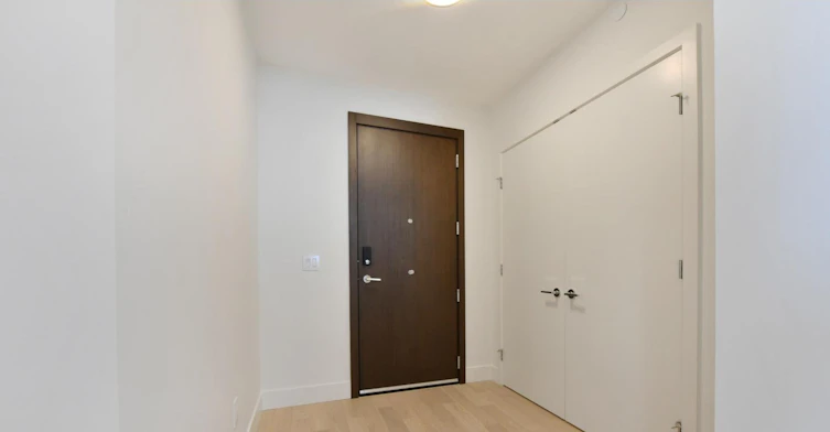 1105-1475 Foster Street, Surrey, BC, V4B 3W7 - 2