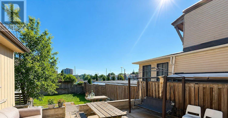 728 Weston Road, Toronto, ON, M6N 3R5 - 17