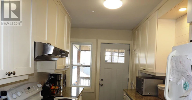 568 Gladstone Avenue, Ottawa, ON, K1R 5P3 - 5