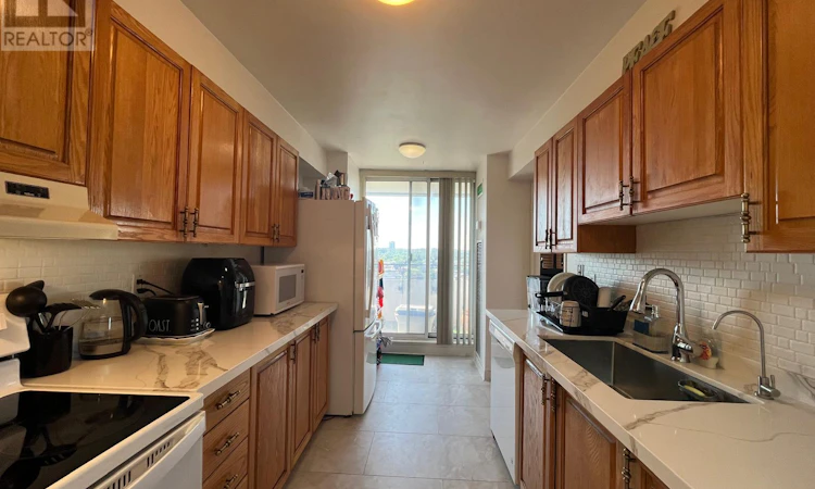902-1300 Mississauga Valley Boulevard