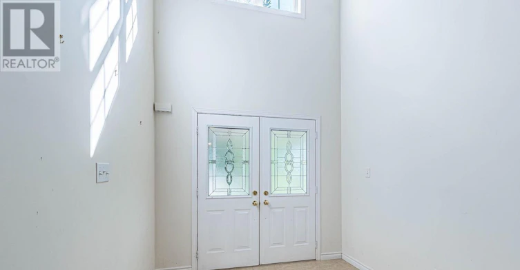 735 Karlsfeld Road, Waterloo, ON, N2T 2W4 - 4