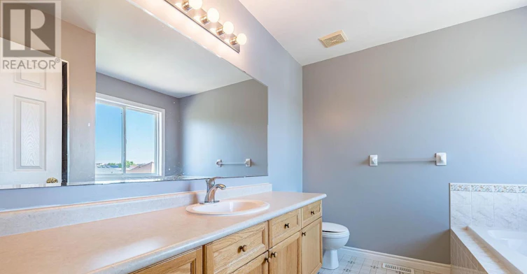 735 Karlsfeld Road, Waterloo, ON, N2T 2W4 - 31