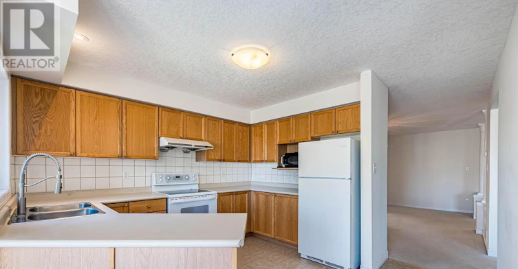 735 Karlsfeld Road, Waterloo, ON, N2T 2W4 - 17