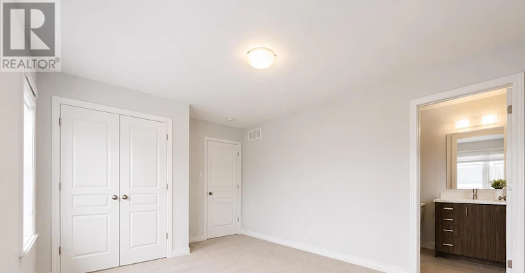 916 Ralph Hennessy Avenue, Ottawa, ON, K4M 1B2 - 19