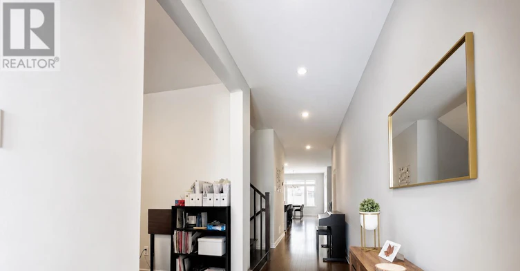 916 Ralph Hennessy Avenue, Ottawa, ON, K4M 1B2 - 2