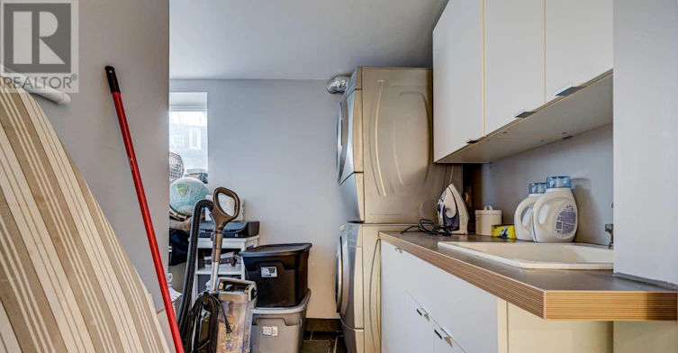 MAIN FL-66 Mackenzie Crescent, Toronto, ON, M6J 1T1 - 29
