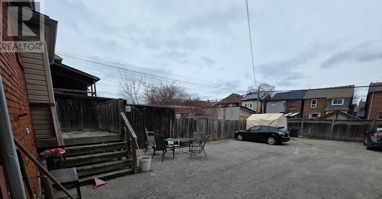 1733 Dufferin Street, Toronto, ON, M6E 3N9 - 11