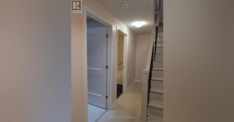 38-1050 Portage Parkway, Vaughan, ON, L4K 0K3 - 10