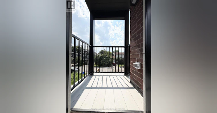 5-549 Melbourne Avenue, Ottawa, ON, K2A 1W7 - 4