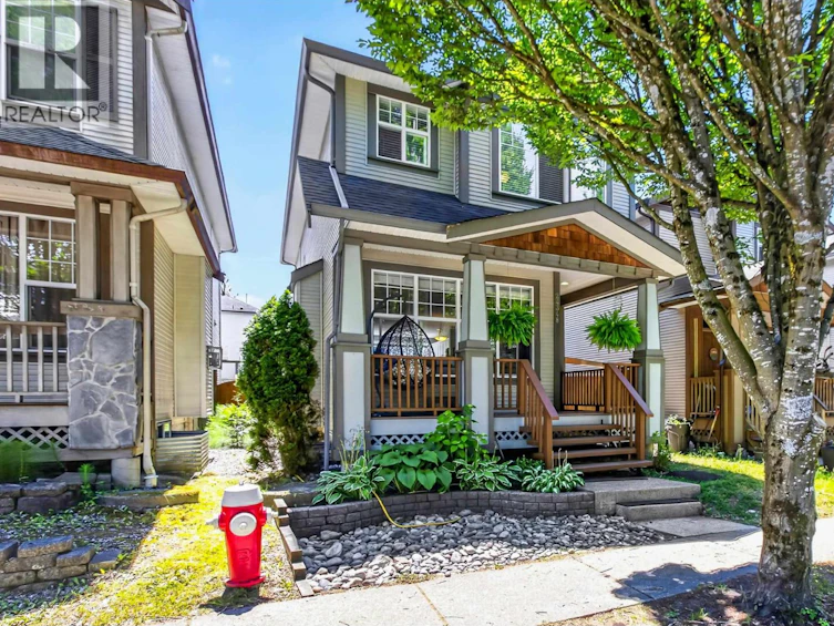 24348 102a Avenue, Maple Ridge, BC, V2W 1X9 - 2