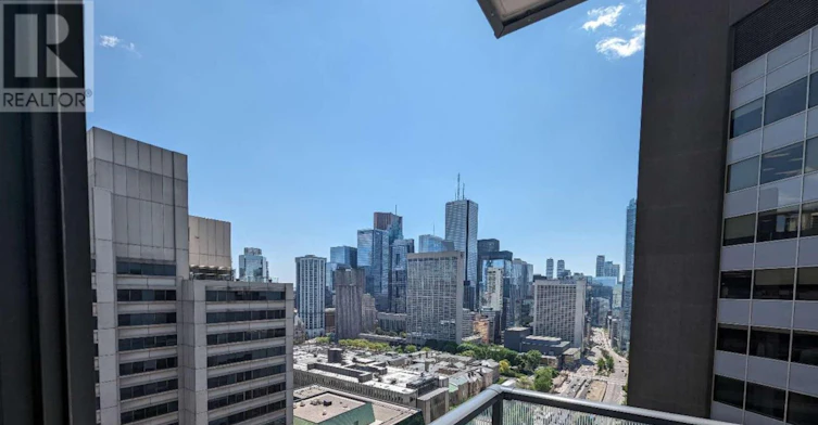 2708-426 University Avenue, Toronto, ON, M5G 1S9 - 9