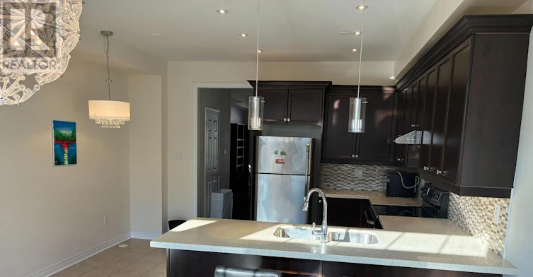 300 Delray Drive, Markham, ON, L6E 0R1 - 4
