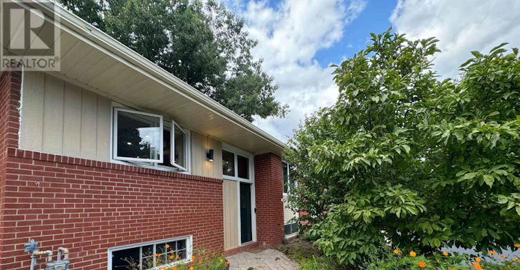 1339 Pinegrove Road, Oakville, ON, L6L 2X2 - 3