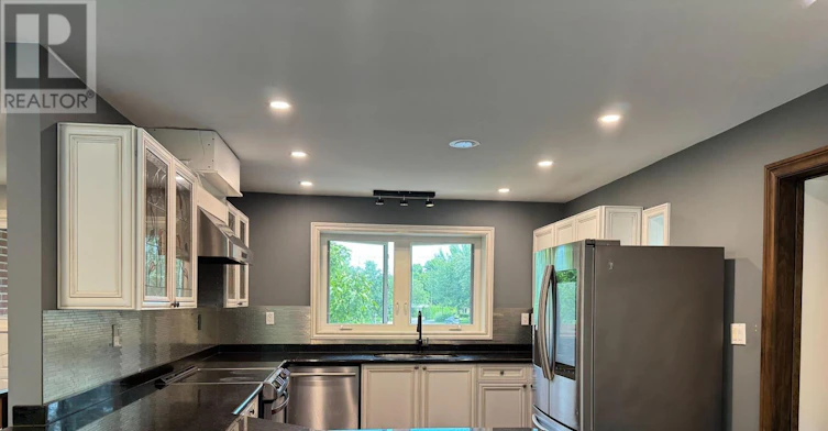 1339 Pinegrove Road, Oakville, ON, L6L 2X2 - 4