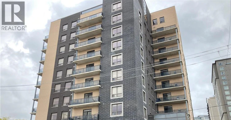 204-8 Hickory Street W, Waterloo, ON, N2L 3H6