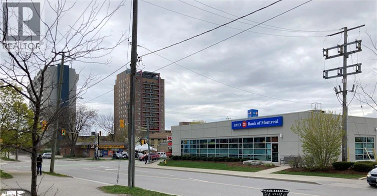 204-8 Hickory Street W, Waterloo, ON, N2L 3H6 - 24