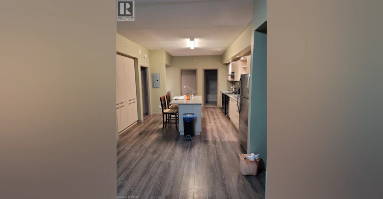 204-8 Hickory Street W, Waterloo, ON, N2L 3H6 - 13