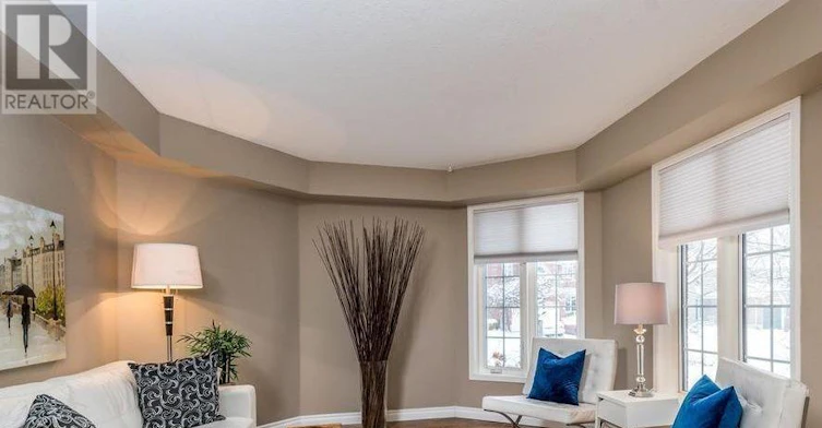 11 Pepperidge Way, Ottawa, ON, K2K 3B6 - 3