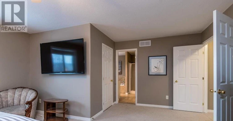 11 Pepperidge Way, Ottawa, ON, K2K 3B6 - 12
