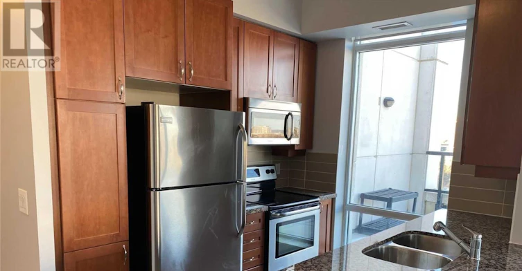 1007-111 Upper Duke Crescent, Markham, ON, L6G 0C8 - 4