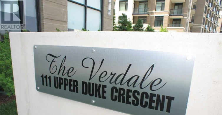 1007-111 Upper Duke Crescent, Markham, ON, L6G 0C8