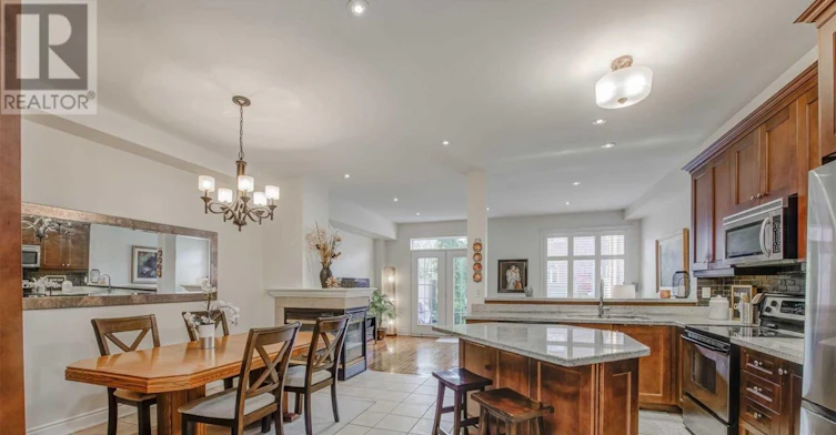 244 Tawny Crescent, Oakville, ON, L6L 6T7 - 6
