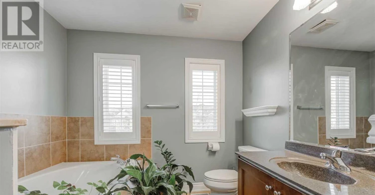 244 Tawny Crescent, Oakville, ON, L6L 6T7 - 17