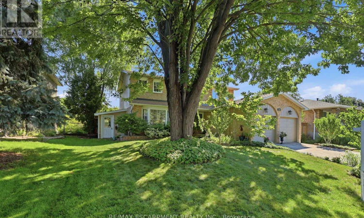 463 Gowland Crescent