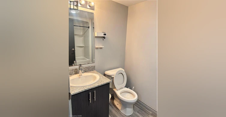 H108-275 Larch Street, Waterloo, ON, N2L 3R2 - 11