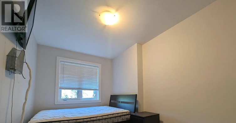 B-222 Blackburn Avenue, Ottawa, ON, K1N 8A8 - 8