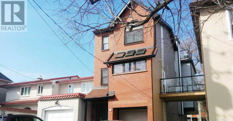 B-222 Blackburn Avenue, Ottawa, ON, K1N 8A8