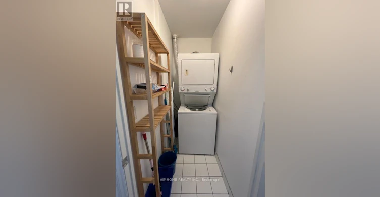 1202-35 Balmuto Street, Toronto, ON, M4Y 0A3 - 17