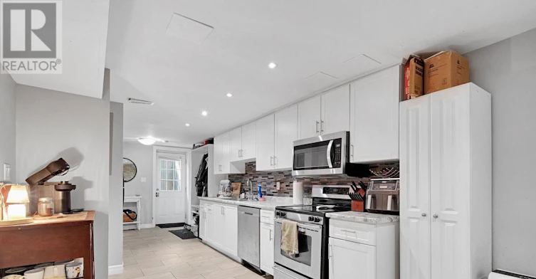 LOWER-355 Central Avenue, London, ON, N6B 2E3 - 9