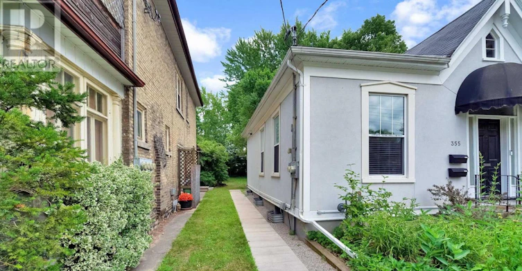 LOWER-355 Central Avenue, London, ON, N6B 2E3 - 4