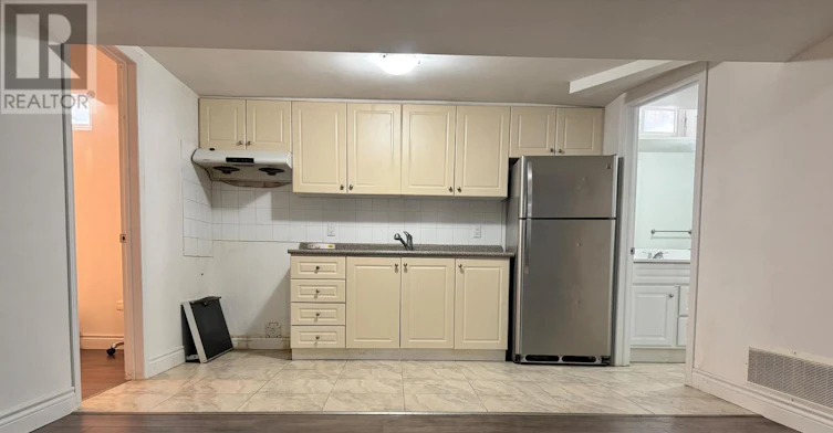 30 Marion Crescent, Markham, ON, L3P 6E5 - 2