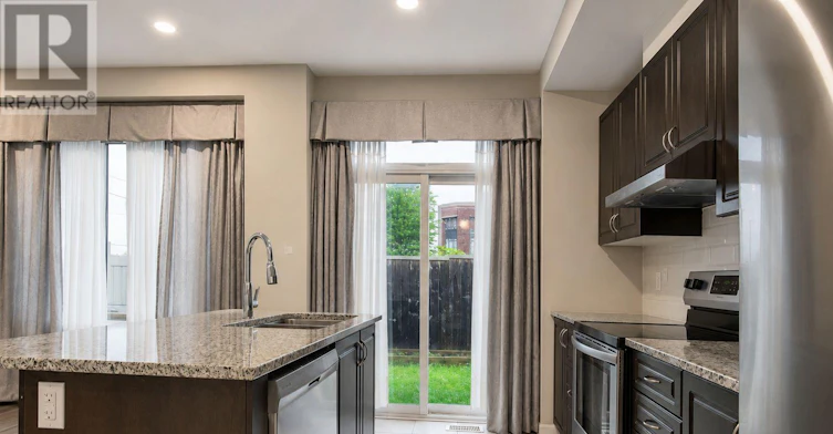 103 Bending Way, Ottawa, ON, K2J 6N9 - 5