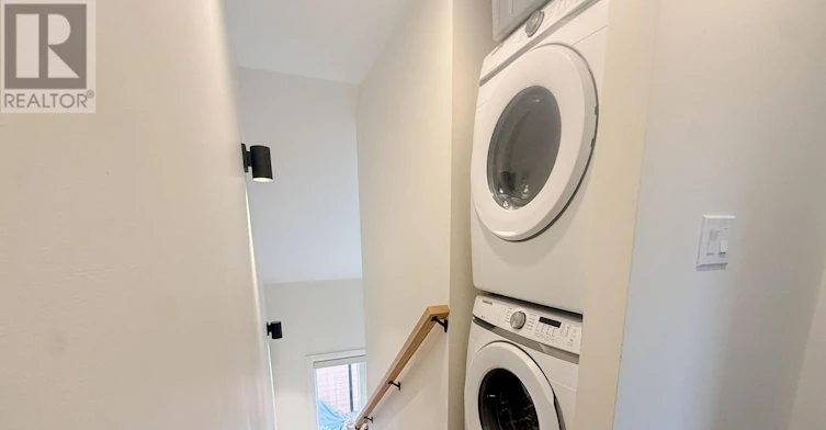 LANEWAY-598 Crawford Street, Toronto, ON, M6G 3K2 - 11