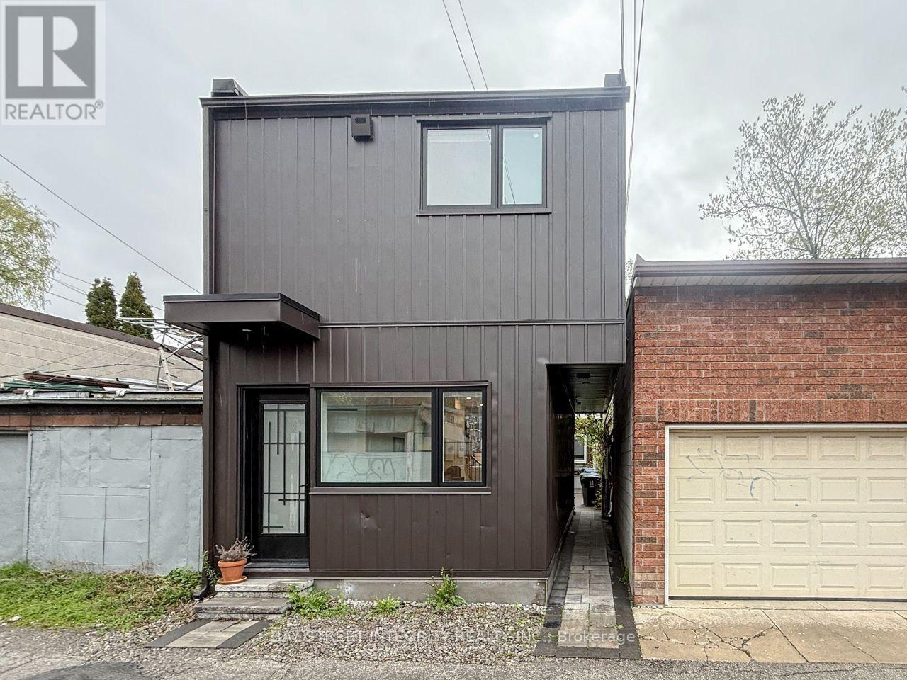 LANEWAY-598 Crawford Street, Toronto, ON, M6G 3K2