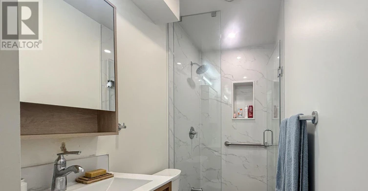 LANEWAY-598 Crawford Street, Toronto, ON, M6G 3K2 - 15