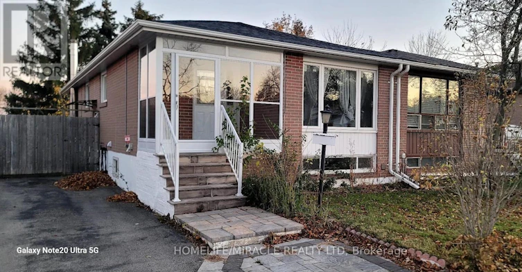 2498 Harman Court, Mississauga, ON, L5J 1T8