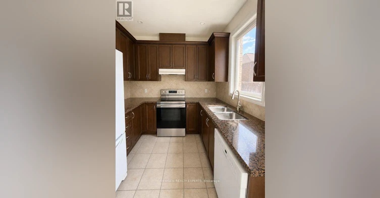5 Franktown Drive, Brampton, ON, L6P 3N2 - 5