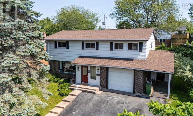 22 Northcliffe Lane