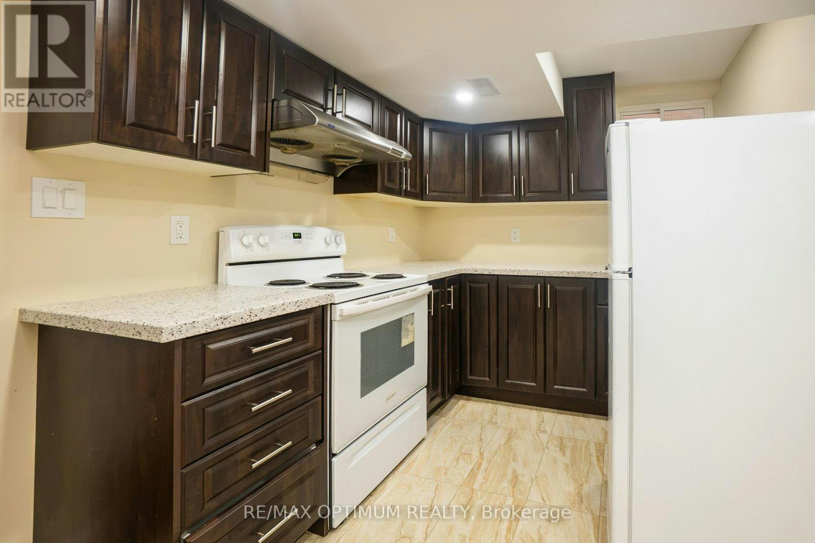 BASEMENT-9 Fenchurch Drive, Brampton, ON, L7A 4G1 - 6