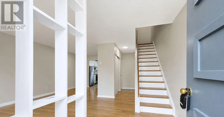 40-1350 Winding Trail, Mississauga, ON, L4Y 2T8 - 2