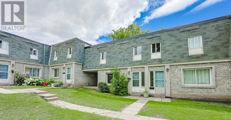 40-1350 Winding Trail, Mississauga, ON, L4Y 2T8